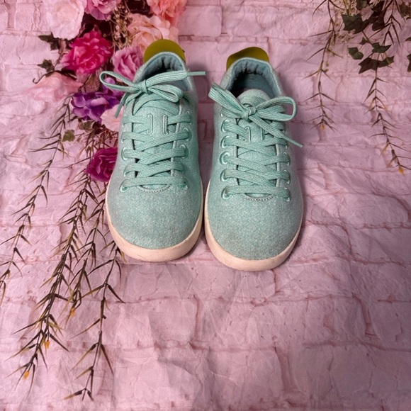 allbirds Shoes - Allbirds Women's Mint Green Wool Pipers Sneakers size 8